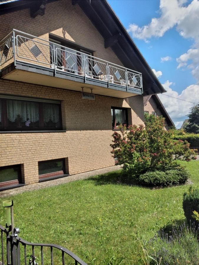 Ferienwohnung-Freuen บลังเคินไฮม์ ภายนอก รูปภาพ